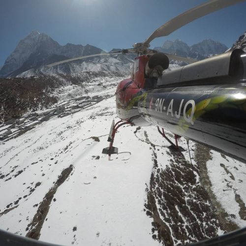 safely landing helicopter to ebc