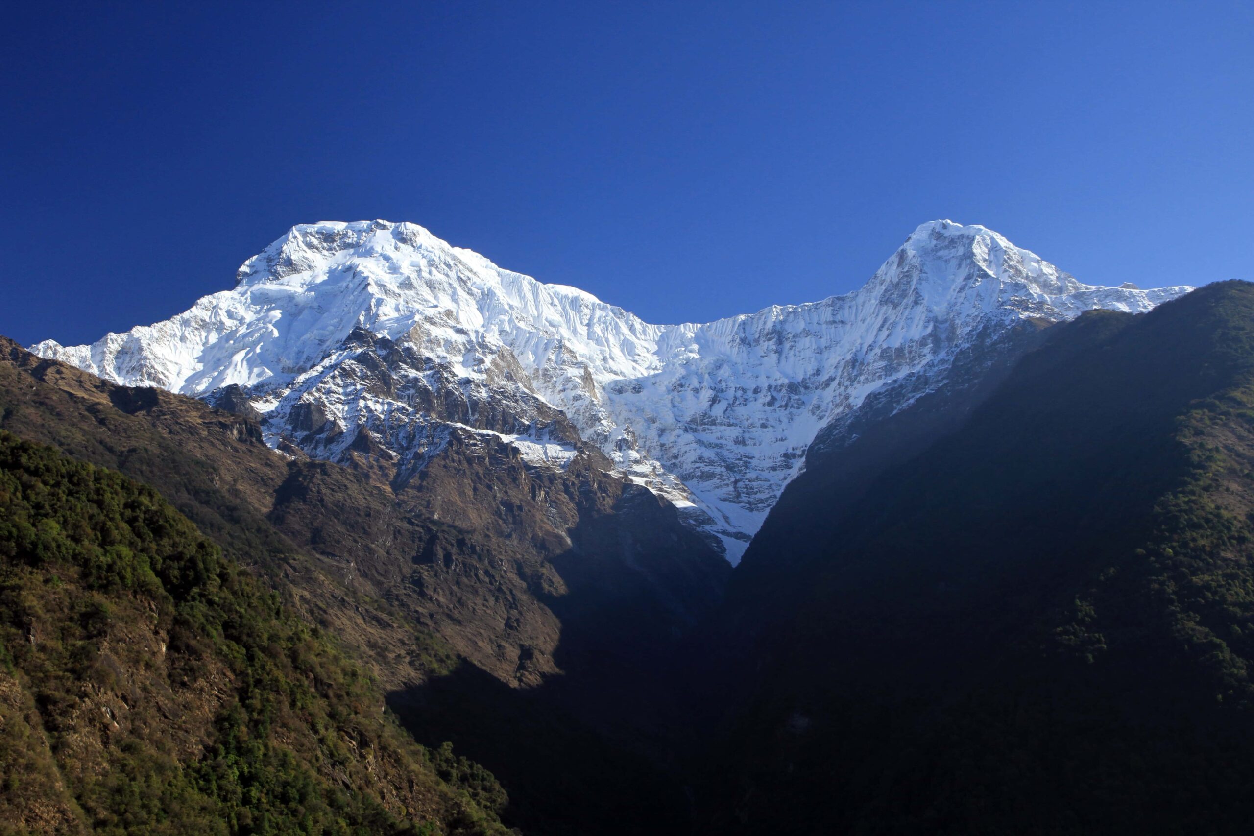 Nar Phu Valley Trek Throng la