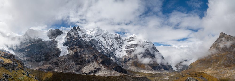 Amphu Lapche Pass Trek Mera Peak