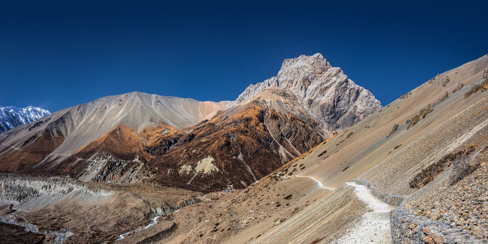 Nar Phu Valley Trek Throng la passes