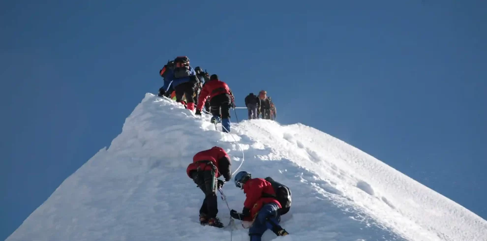 island peak climbing