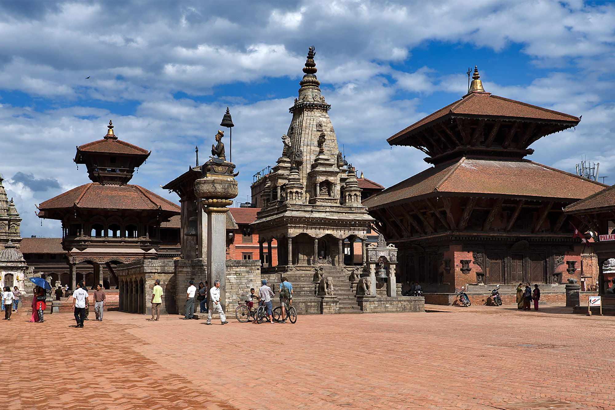 nagarkot and bhaktapur day tour