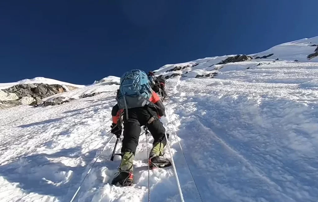 island peak climbing