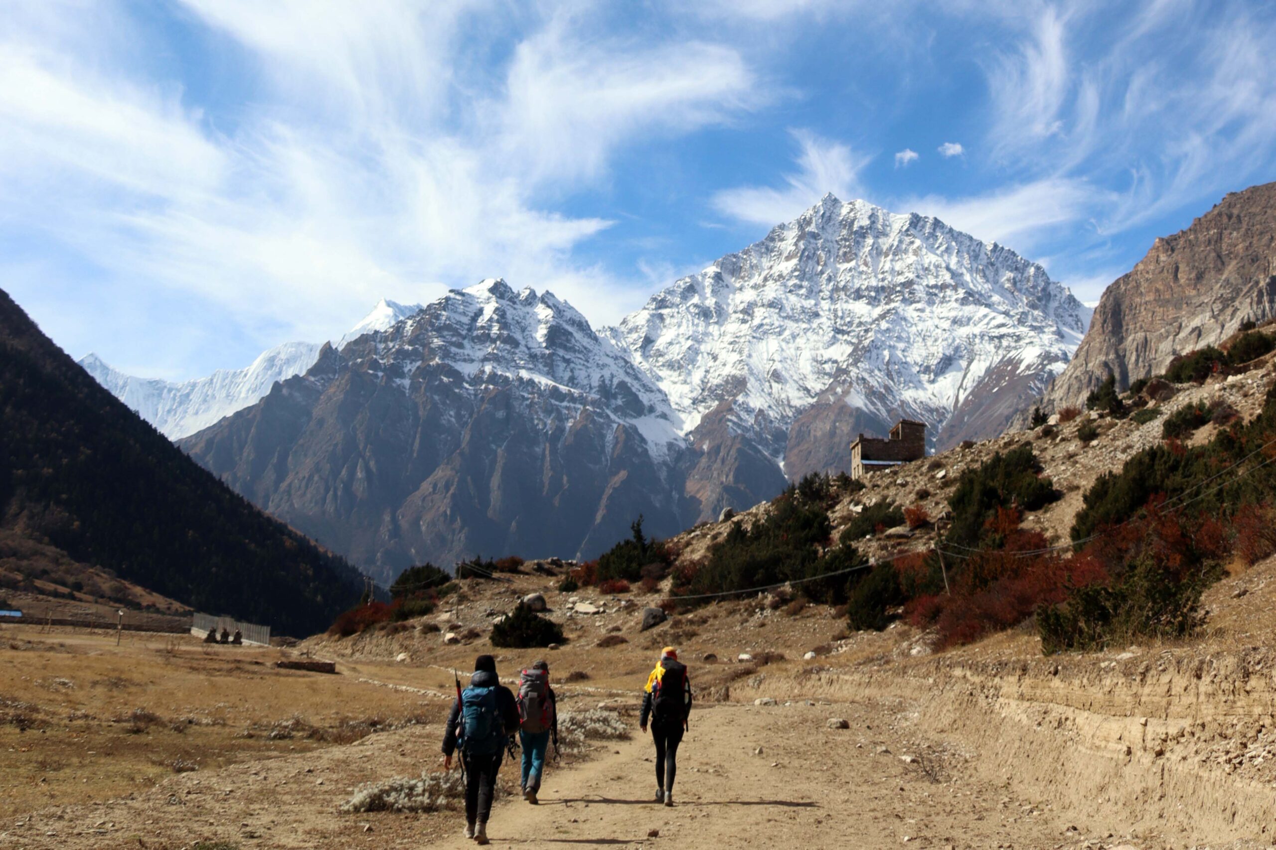 trekking in nepal