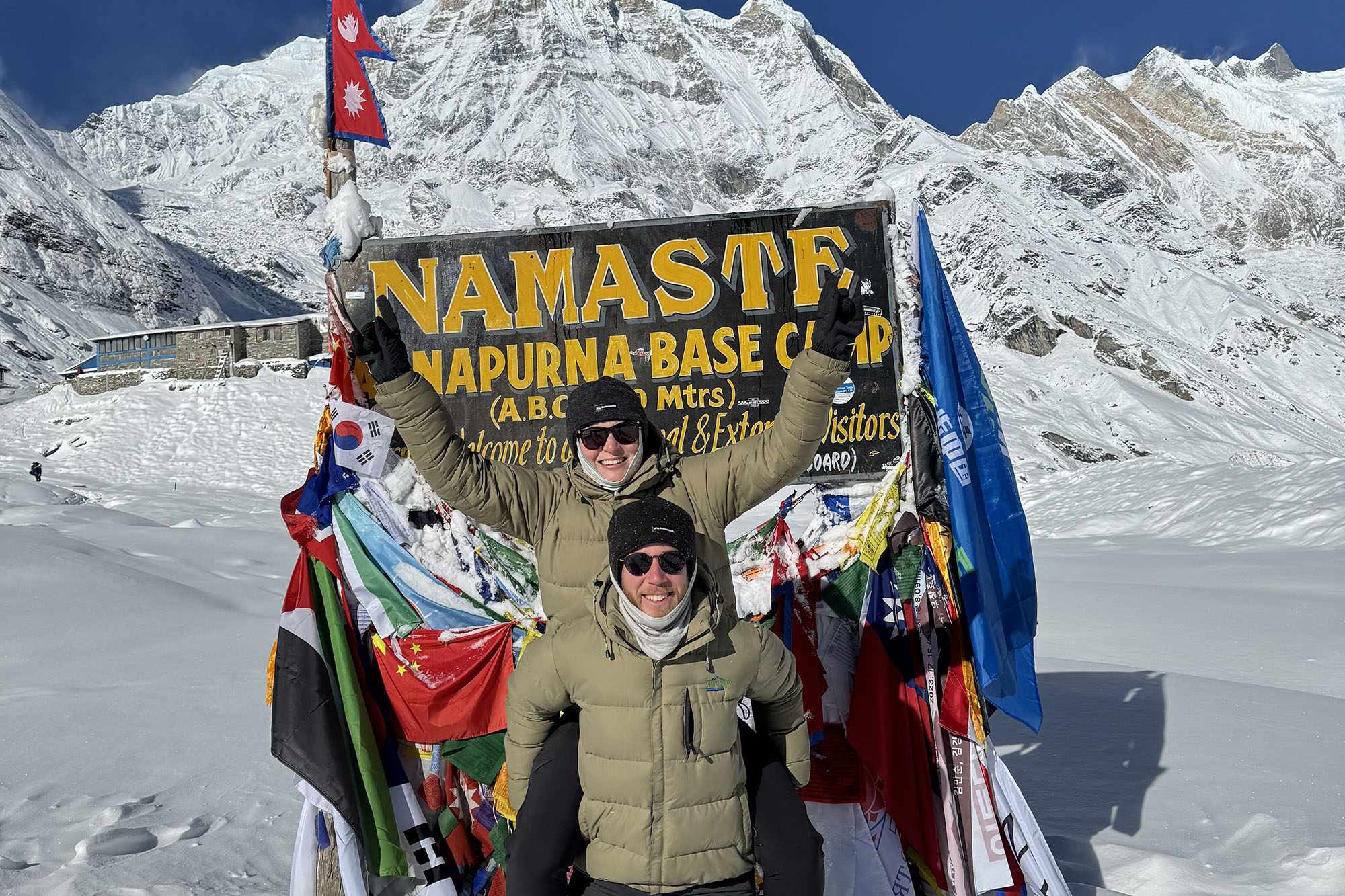 annapurna base camp vs everest base camp