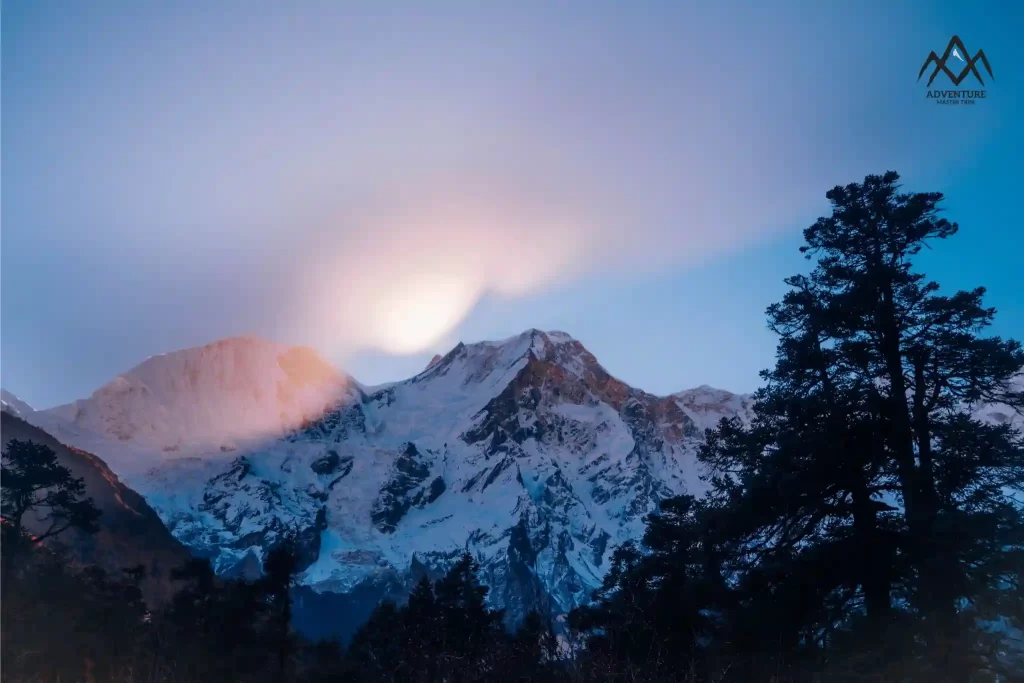 manaslu curcuit trek